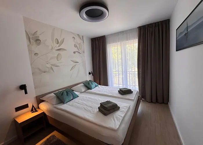Jakobi By El-pi Tours Apartamento Njivice