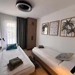 Jakobi Апартаменты *