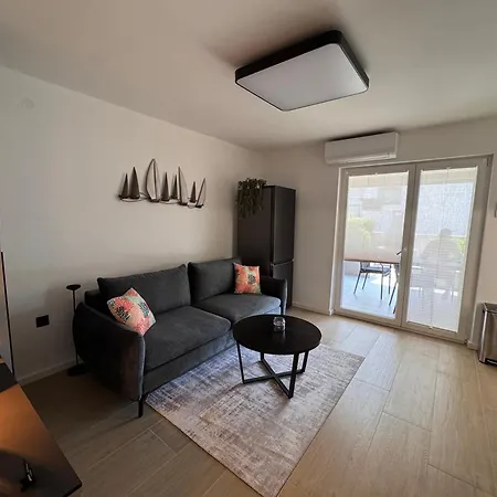 Jakobi Apartment Njivice
