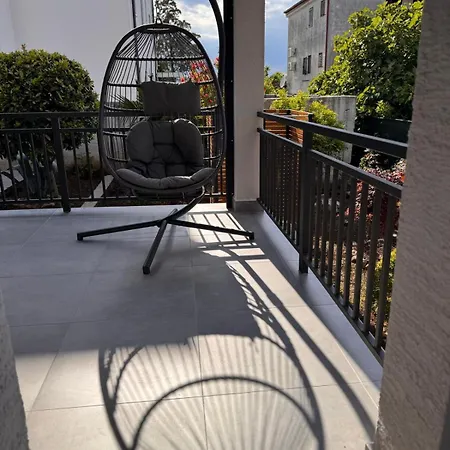 Jakobi Apartment Njivice