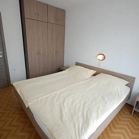 Apartment Jakobi Njivice