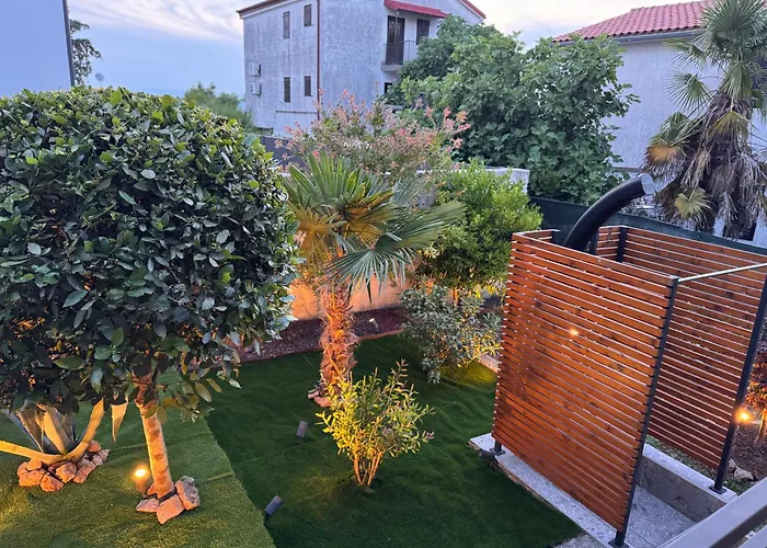 Jakobi By El-pi Tours Nijvice