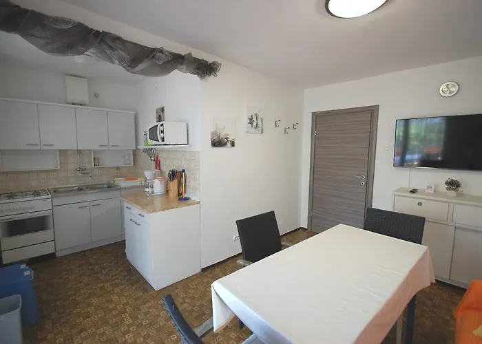 Jakobi Apartment Njivice